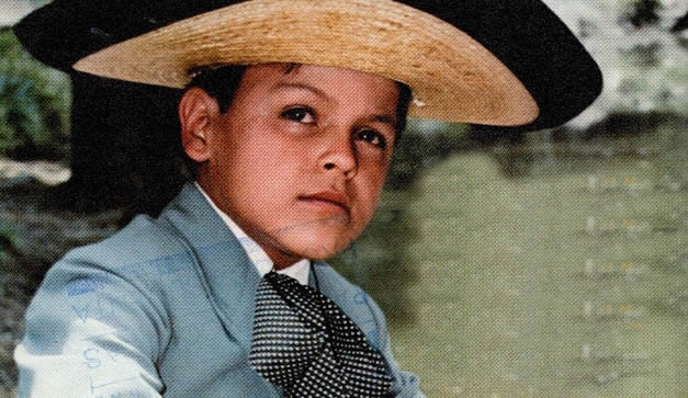 pedrito fernandez la niña de la mochila azul