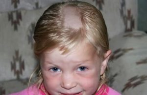 Niños que se cortaron el pelo ellos mismos