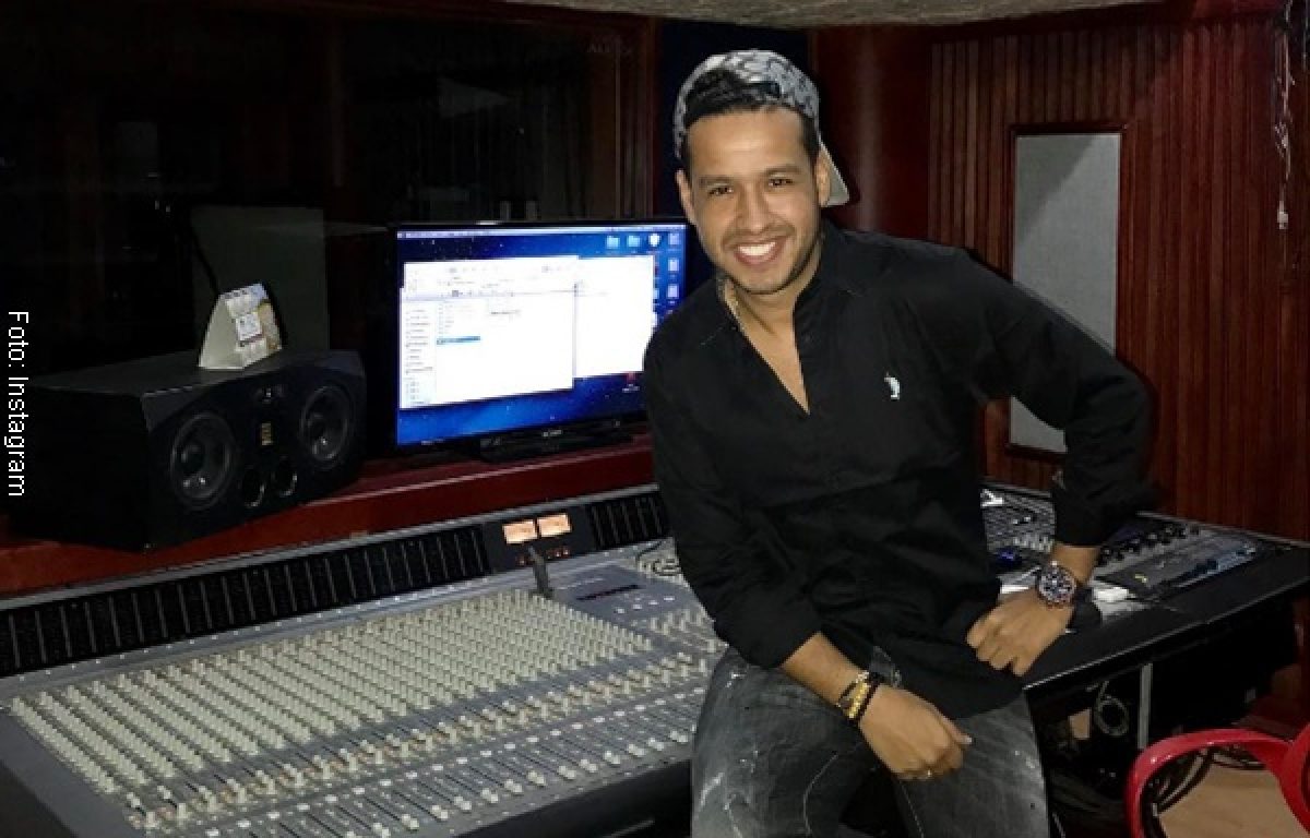 Cantante Martín Elías falleció tras accidente automovilístico