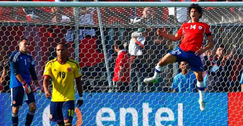 Jugador chileno calienta el partido contra la Selección Colombia