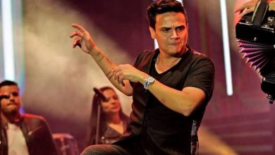 (VIDEO) Brutal caída de Silvestre Dangond en concierto