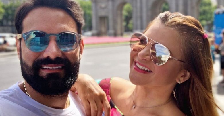 Atrevidas fotos de Diva Jessurum y su novio generan debate