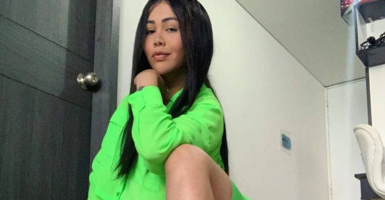Yina Calderón presume cola y confiesa detalles de su cuerpo