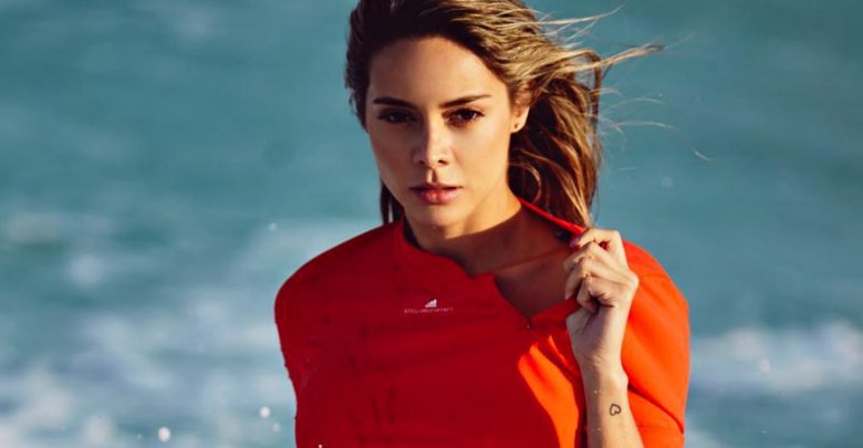 Alejandra Buitrago desató la locura posando con diminuto bikini