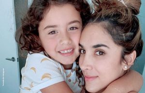 Hija de Daniela Ospina y James Rodríguez sorprende hablando inglés