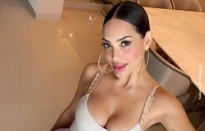 Andrea Valdiri sorprendió al montar playa privada en su casa