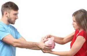 Cómo evitar las discusiones por dinero en pareja