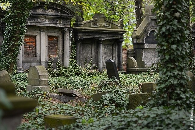 Soñar con cementerio, ¿qué significado tiene?