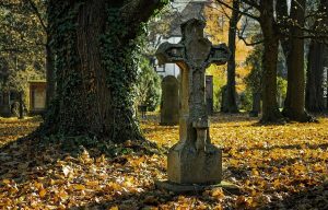 Soñar con cementerio, ¿qué significado tiene?