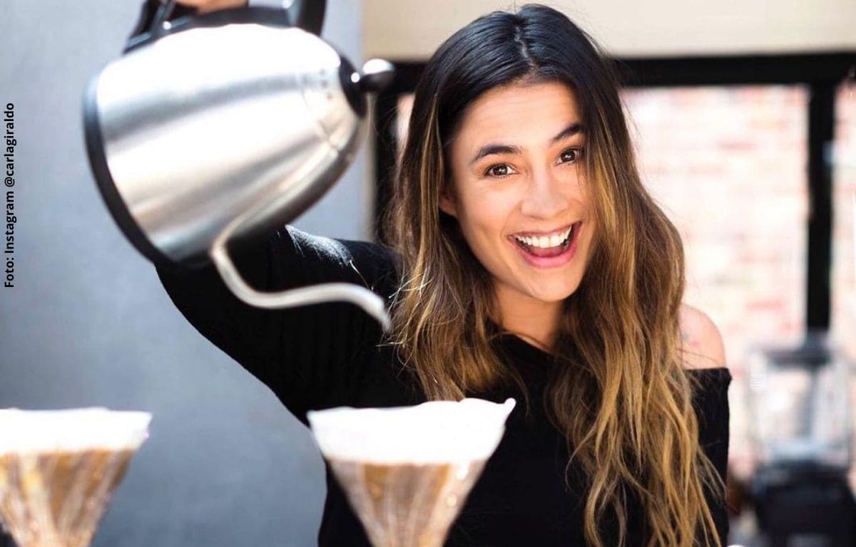 Carla Giraldo tiene exitoso negocio de café y muchos dicen que es costoso