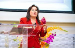 Algunos lujos de la mansión de María Luisa Piraquive