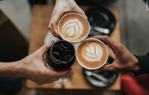 ¿Quiénes son las personas que consumen más café?