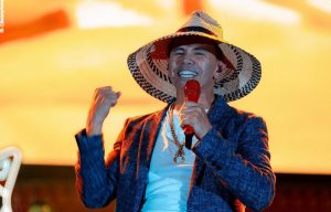 Jhonny Rivera encendió sus redes con picante video. ¡Sin filtros!