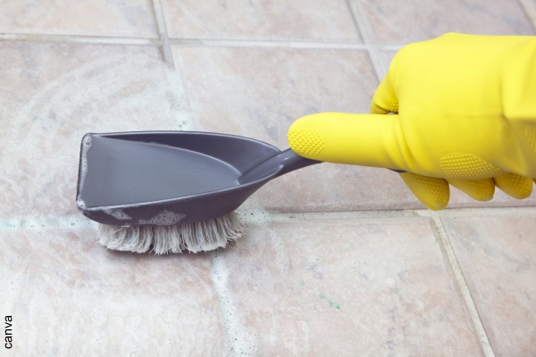 Cómo limpiar las juntas de los azulejos de forma sencilla y que queden como  nuevos