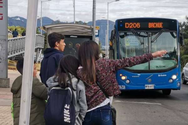 ¿Cuándo se pierde el derecho al auxilio de transporte en un empleo?