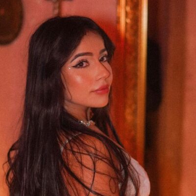 Aida Cortes se lanzó como cantante