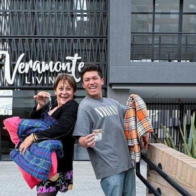 Alina Lozano mantiene a Jim