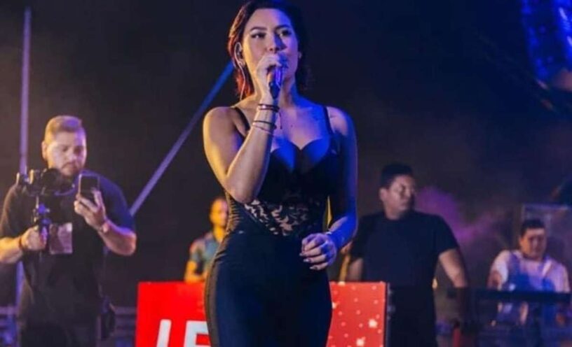 ana del castillo y su paso de baile