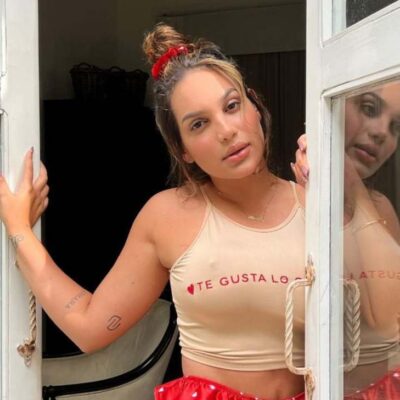 andrea valdiri es criticada por el cambio al que sometio a su hija