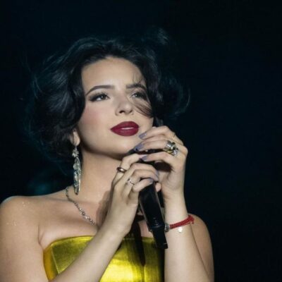 Ángela Aguilar tomó decisión con sus redes sociales