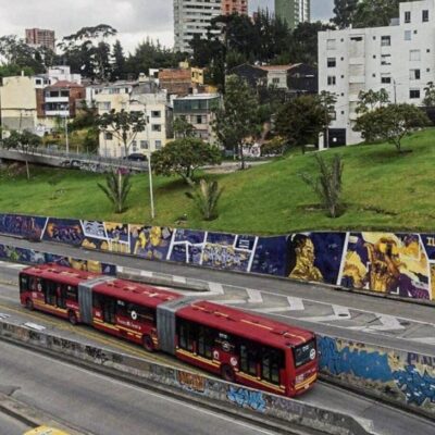 Arte por Bogotá para embellecer los paraderos del SITP