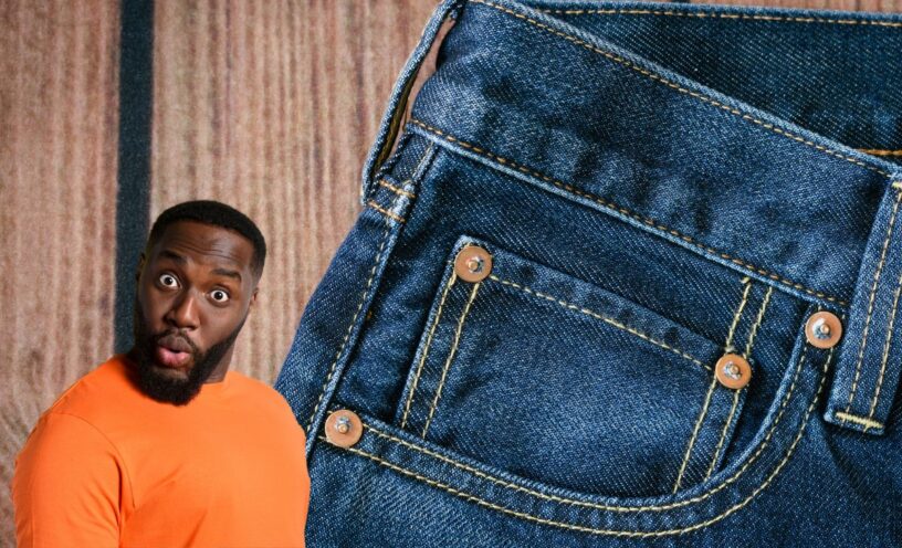botones metálicos que hay en los bolsillos de los jeans