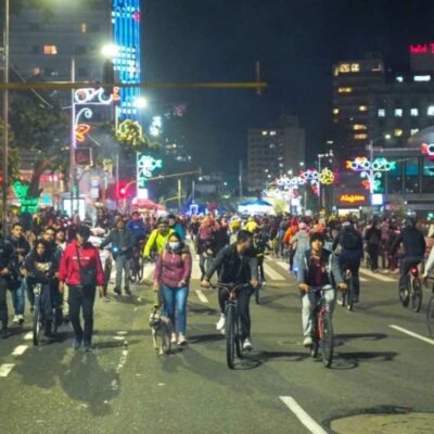 Ciclovía Nocturna en Bogotá 2024