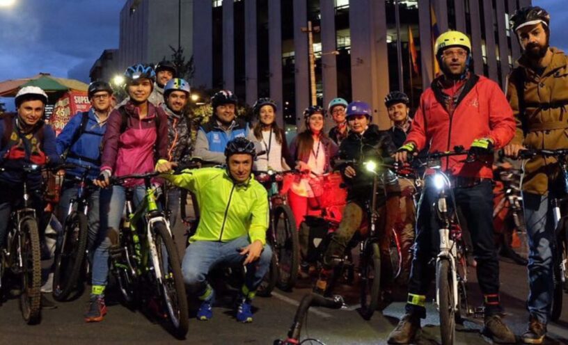 Ciclovía Nocturna en Bogotá 2024