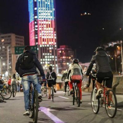 ciclovía nocturna en diciembre