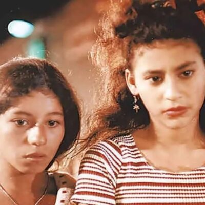 Cómo luce Yudi la amiga de La vendedora de rosas