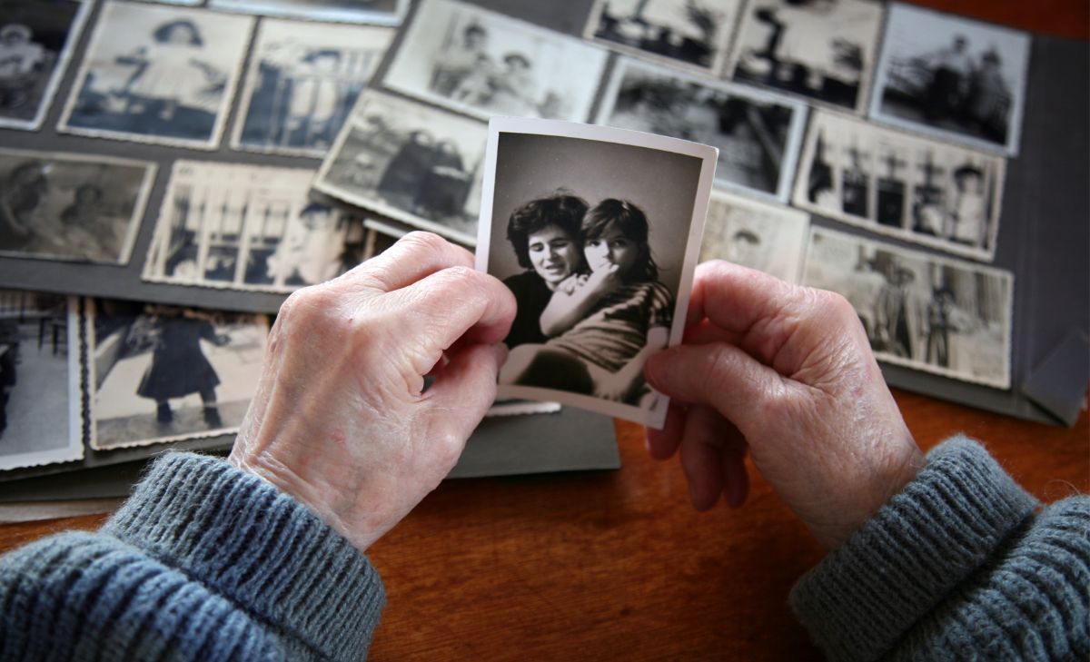 cómo retocar fotos viejas con IA