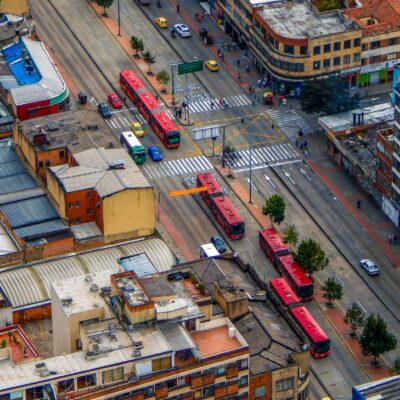 cómo se veía la estación de TransMilenio de Banderas