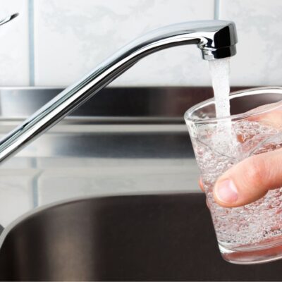 cortes de agua por arreglos en tubería