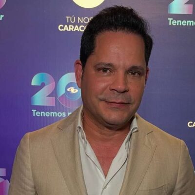 cuál es el nombre real de Rey Ruiz