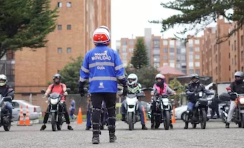 curso de conducción de motos de la Secretaría de Movilidad gratis
