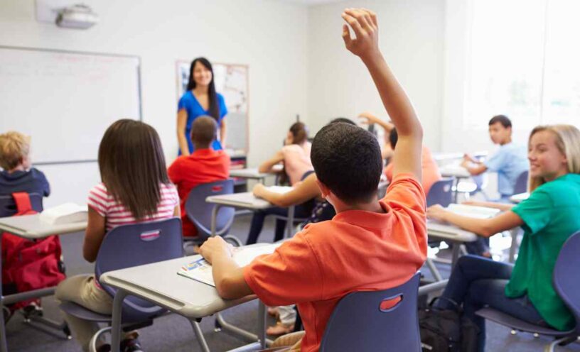 curso de inglés gratuito en Centro Colombo Americano