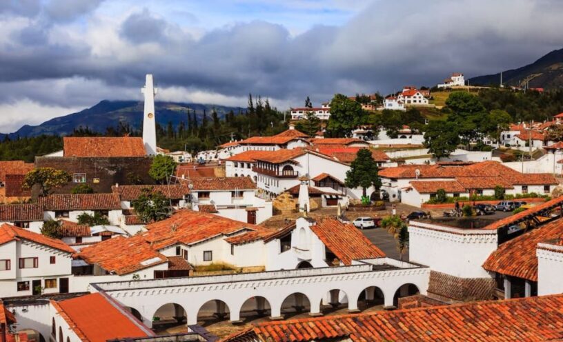 El municipio en Colombia donde suenan las campanas cada 15 minutos