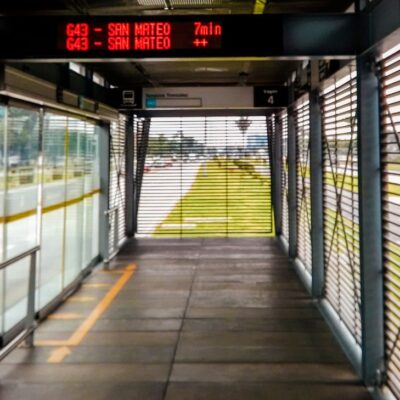 Estaciones de TransMilenio reabrirán