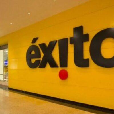 Éxito sacó un parlante resistente al agua con el 50% de descuento
