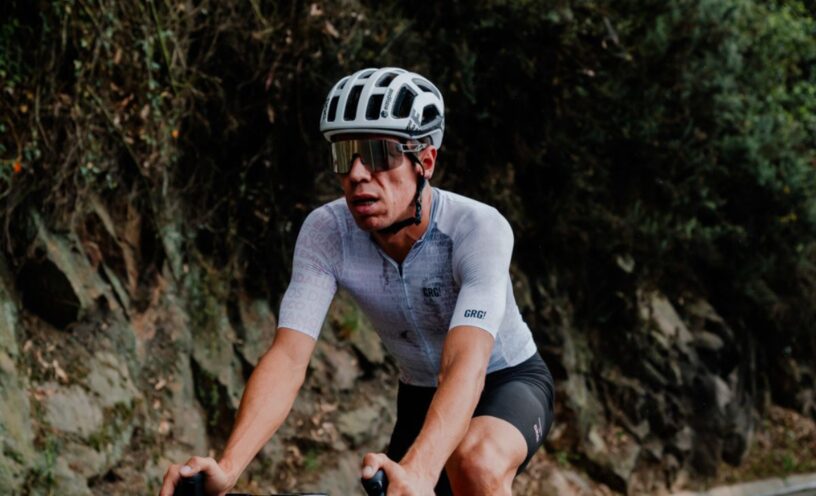 fotos del accidente de Rigo en la Vuelta Alemania