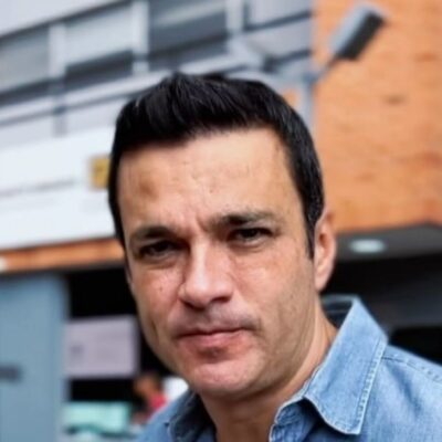 Juan Diego Alvira pelea contra el sobrepeso