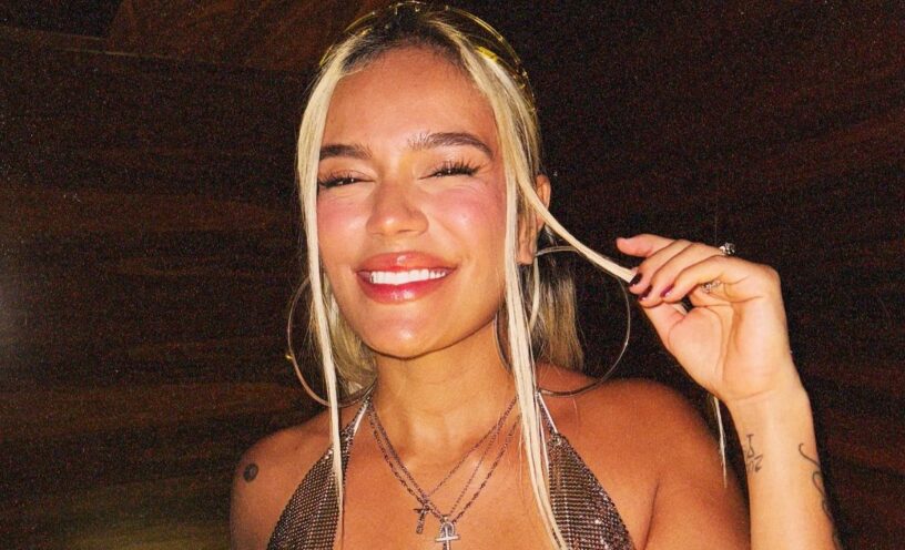 Karol G respondió a las críticas por la canción +57