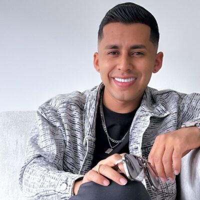 Le cogieron el bus a piedra a Sebastián Ayala