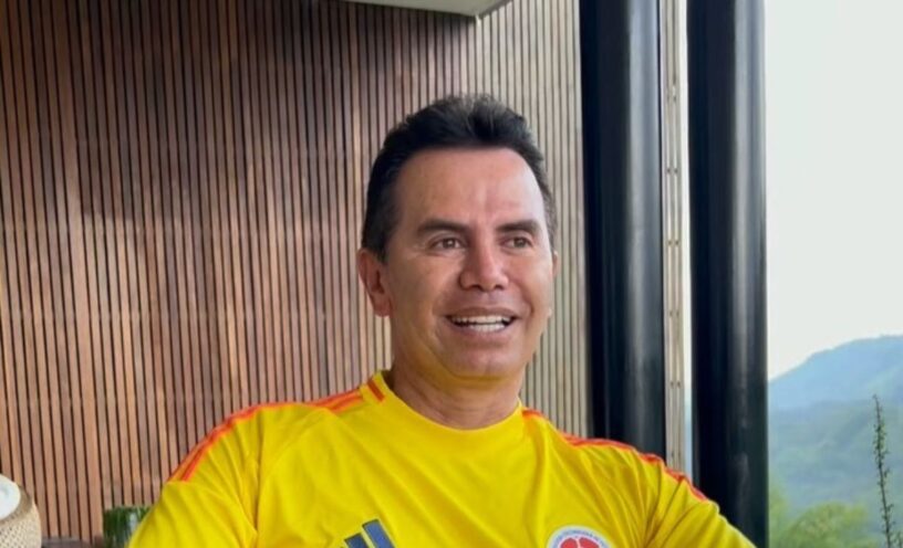 regalo de Marcela Reyes a Jhonny Rivera