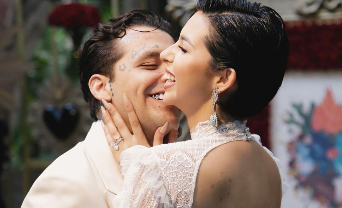 memes de la boda de Christian Nodal y Ángela Aguilar