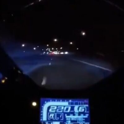 Motociclista pierde la vida al chocar a más de 200 Km/h