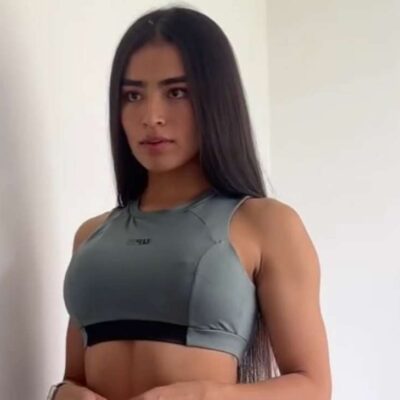 natalia del desafio xx poso como dios la trajo al mundo