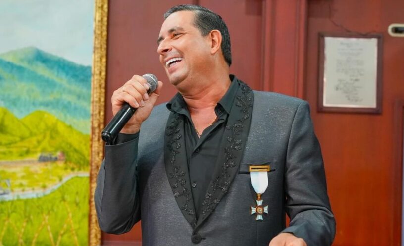 Nelson Gómez criticó la novela de Darío Gómez