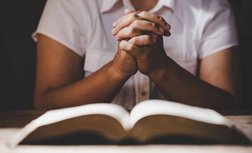 Oración poderosa para empezar la semana con bendición y buena energía
