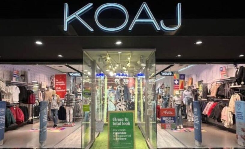outlet de Koaj donde consigue cuatro jeans por $120 mil